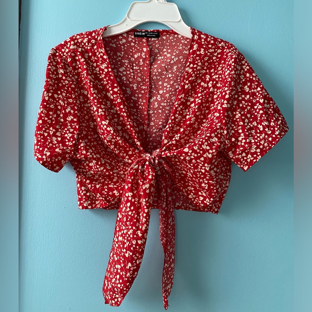 Red tie shirt